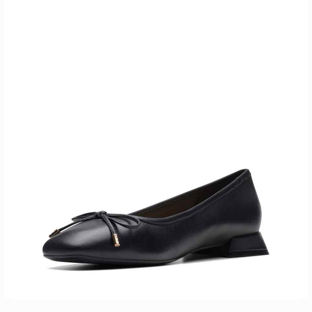 Clarks Ubree15 Step Flat - Black