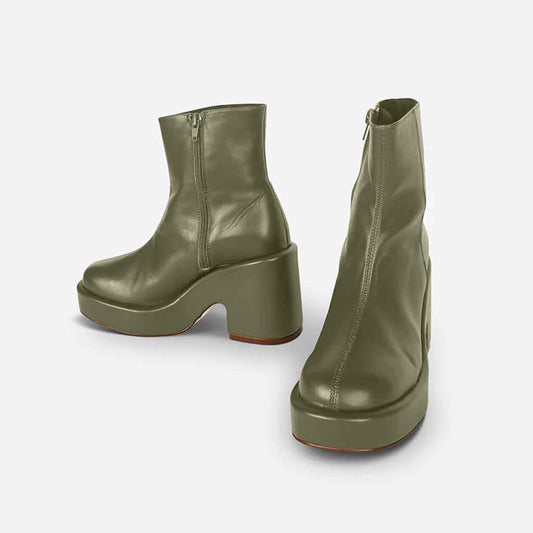 Intentionally _________ Maria Boot - Hunter - Sole Food - 2