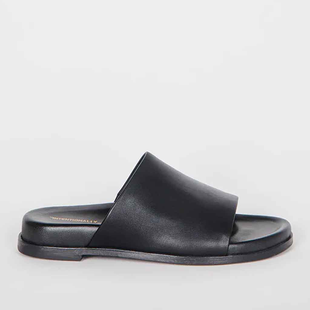 Intentionally _____ Pippy Slide - Black - Sole Food