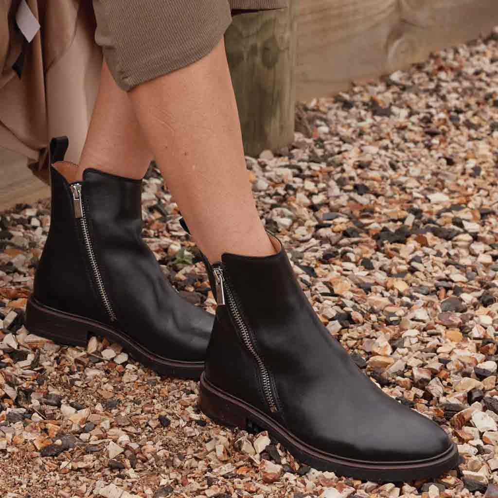 Blaine Double Zip Boot - Black - Sole Food - 2