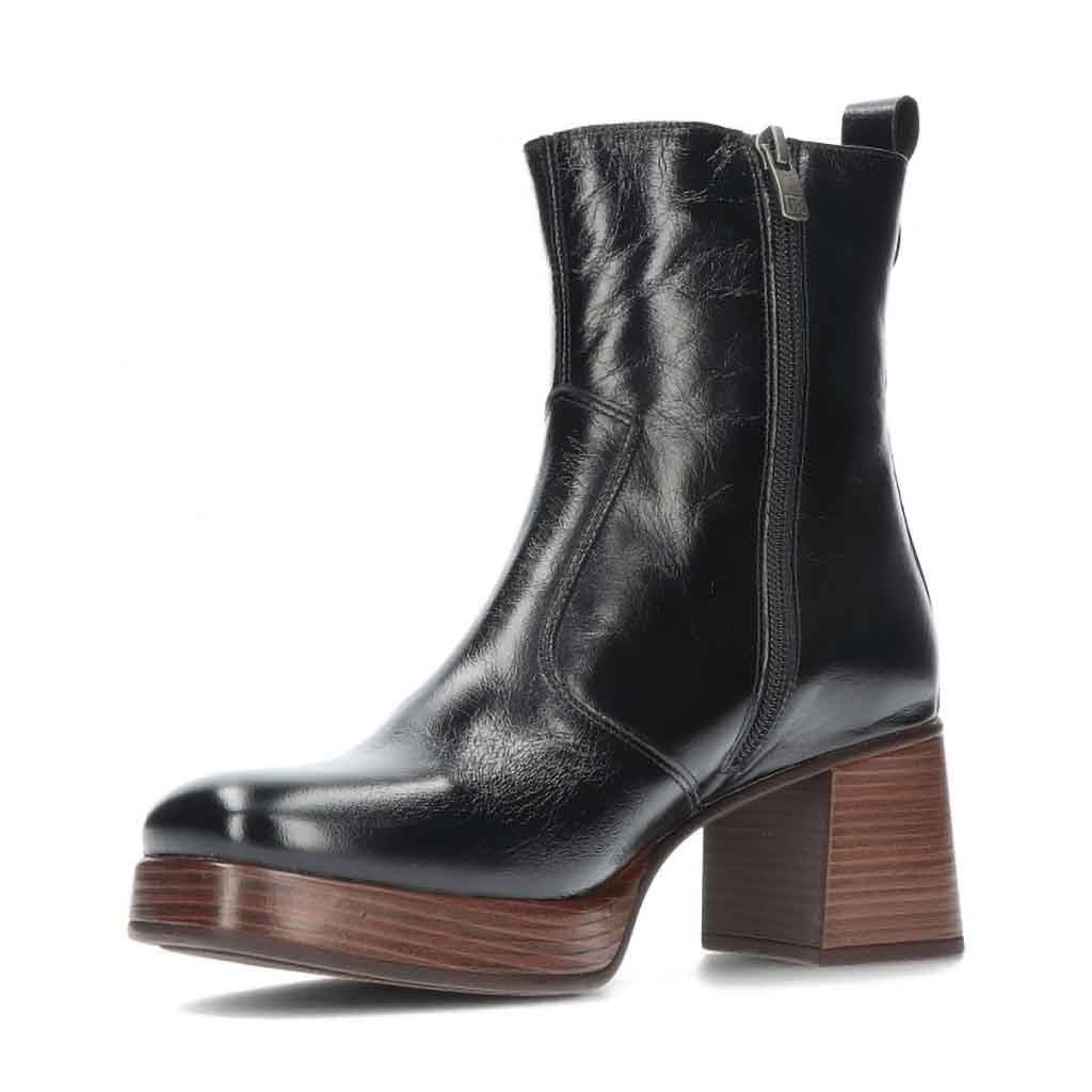 Cristel Platform Boot - Black - Sole Food - 4