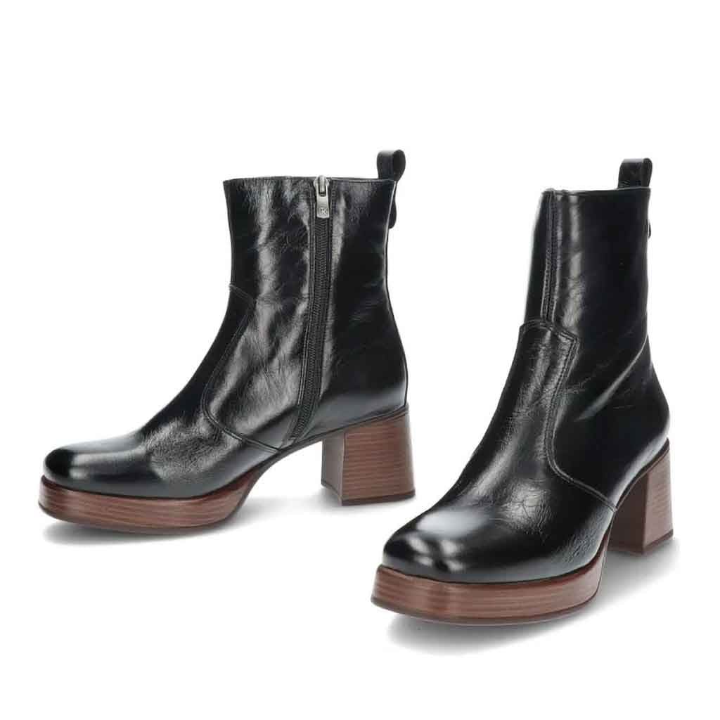 Cristel Platform Boot - Black - Sole Food - 2