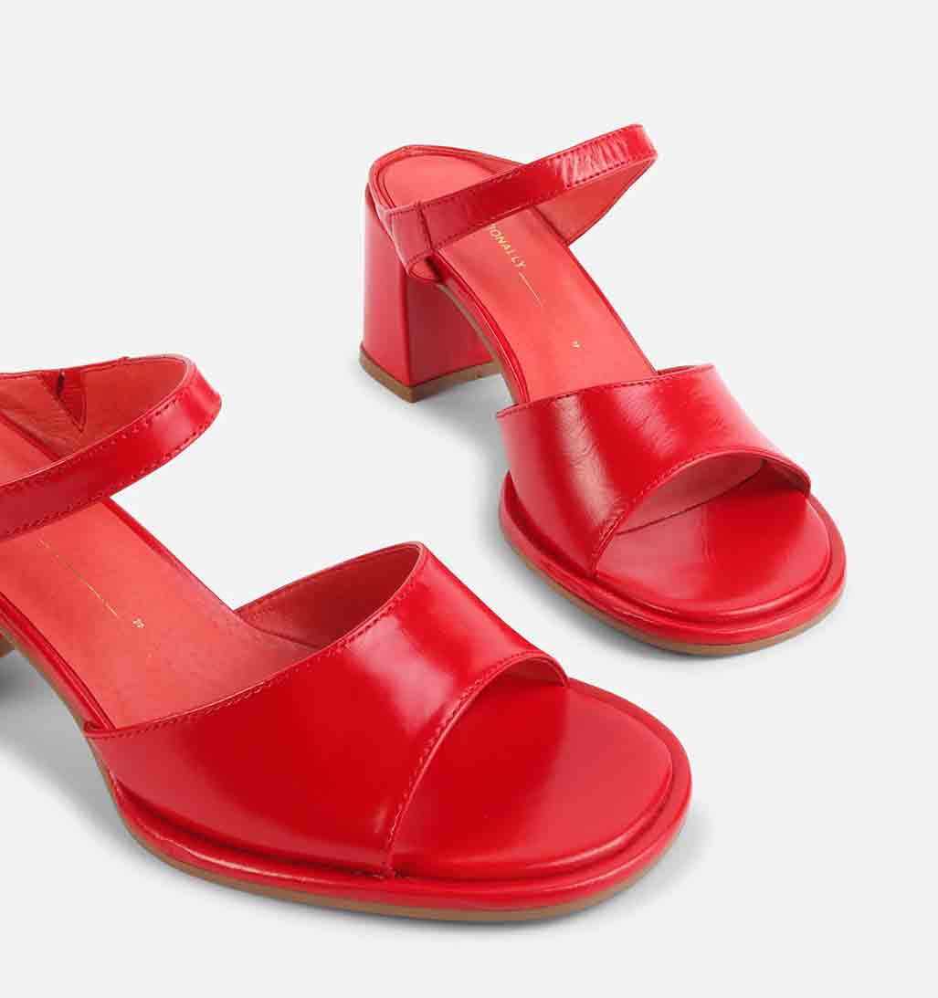 Intentionally Black Apex Slide Sandal - Sole Food - 3