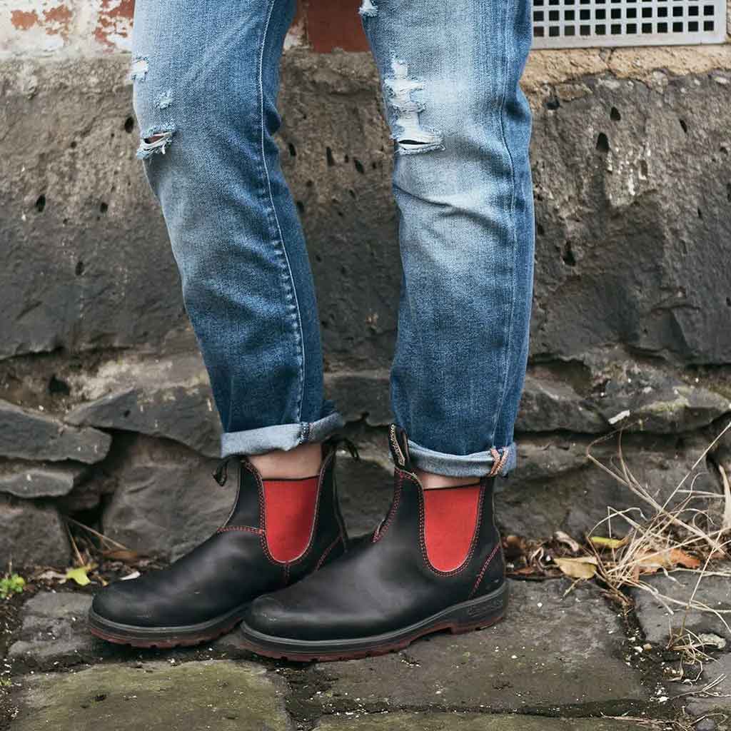 Blundstone 1316 Boot Black Red Sole Food