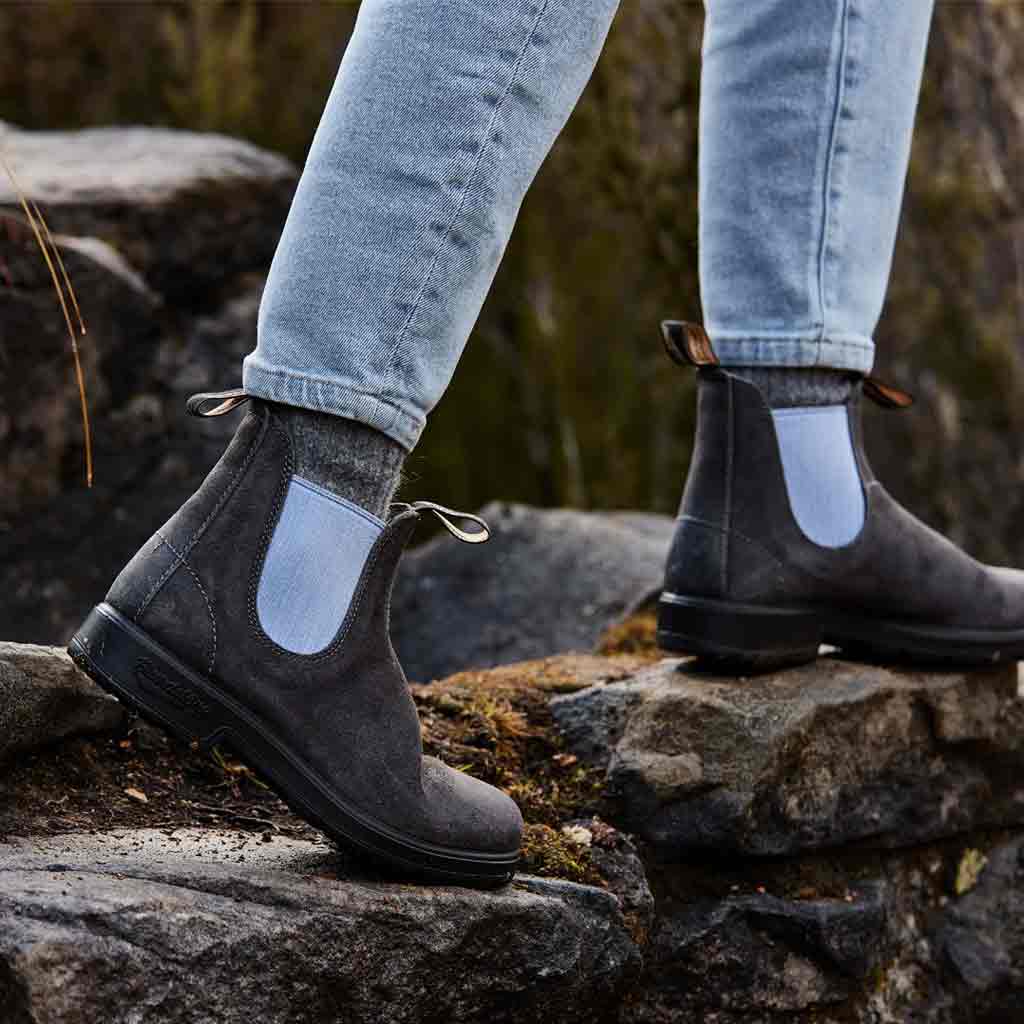 Blundstone store boots grey