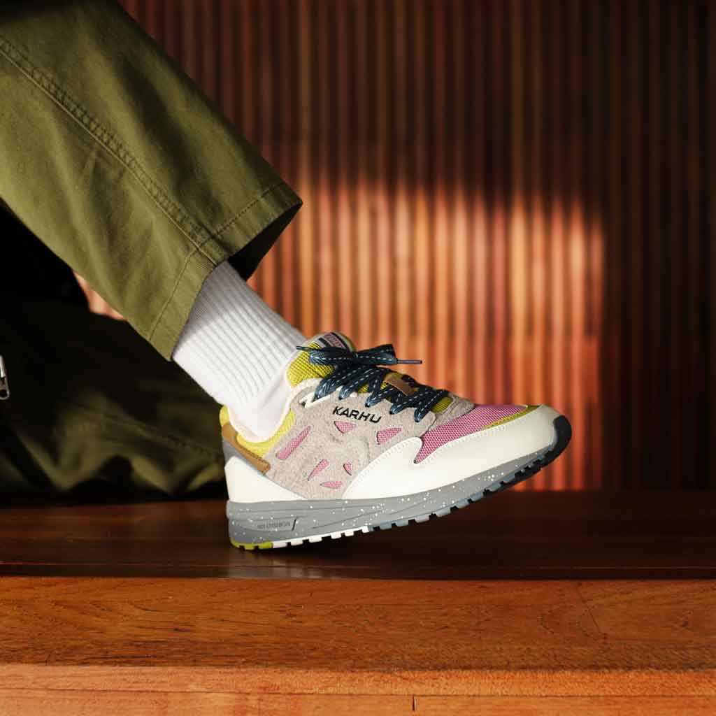 Karhu Legacy 96 for Women - Lily White/Lilas - Sole Food - 4