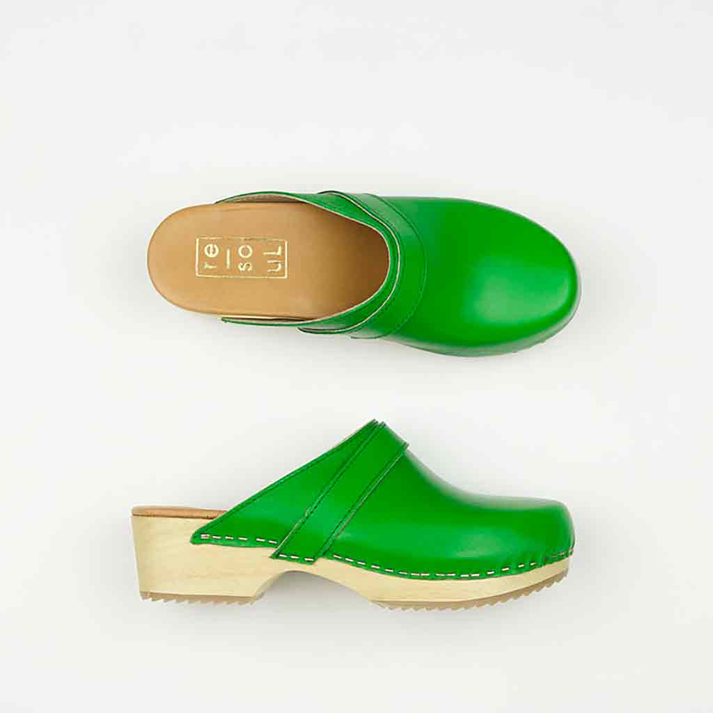re-souL Classic Clog - Bright Green Leather - Sole Food - 3