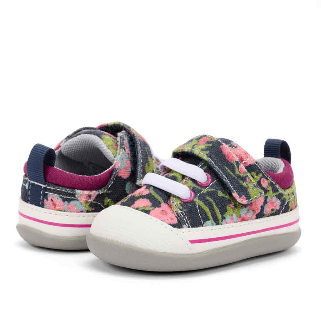 See Kai Run Stevie Infant - Navy Floral - Sole Food
